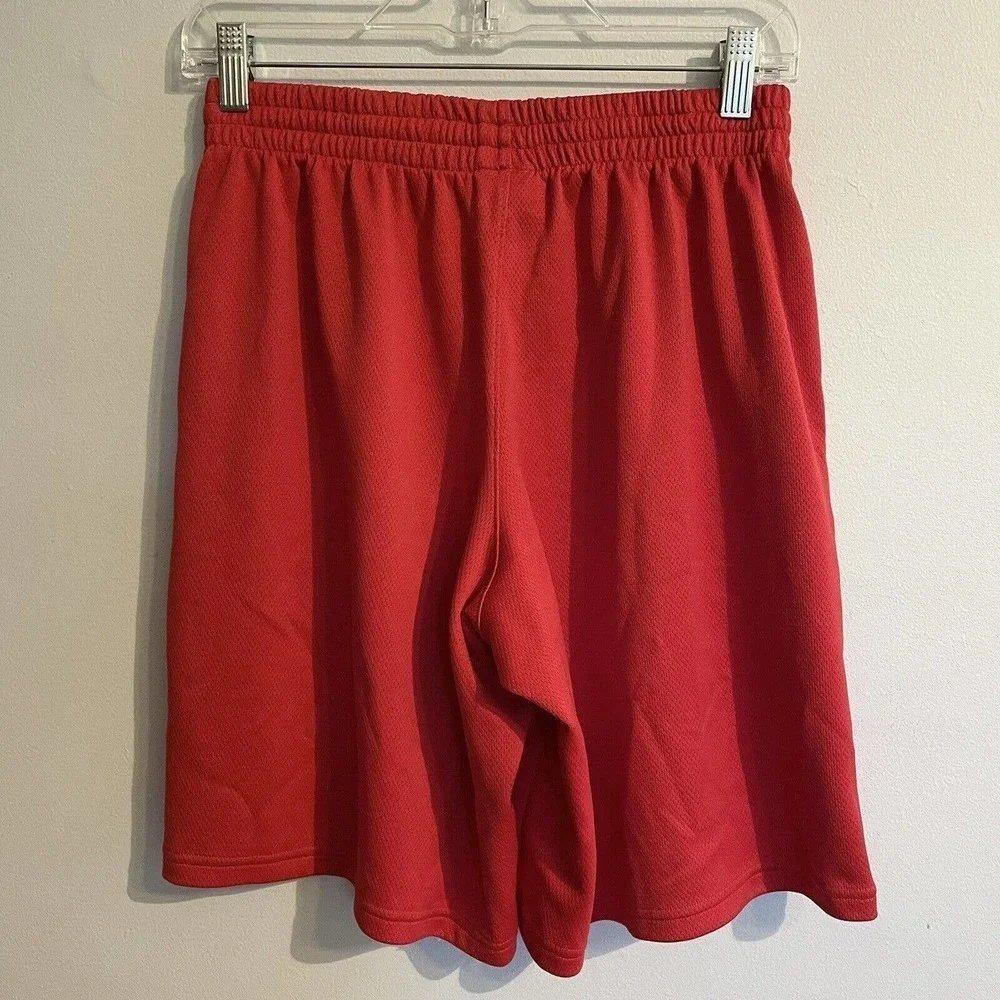 Under Armour Medium Athletic Shorts Red Pockets Elastic Waist Mesh Fitne… - Picture 3 of 7